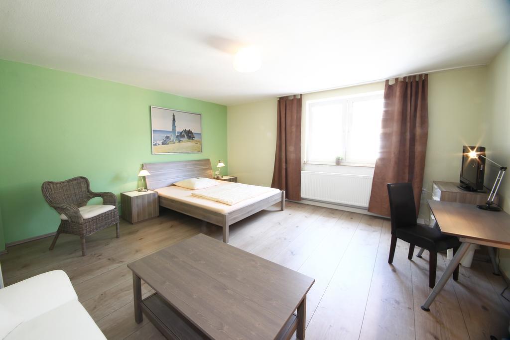 Stadthotel Juelich - Hotelwohnungen Екстер'єр фото