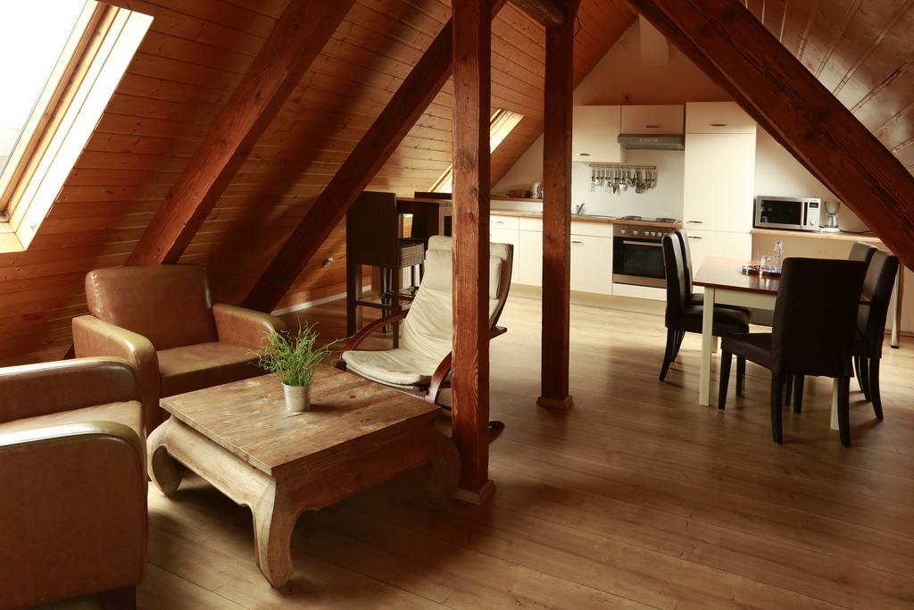Stadthotel Juelich - Hotelwohnungen Екстер'єр фото